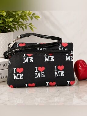 David & Goliath “I ❤️ Me” Wristlet Pouch – Black